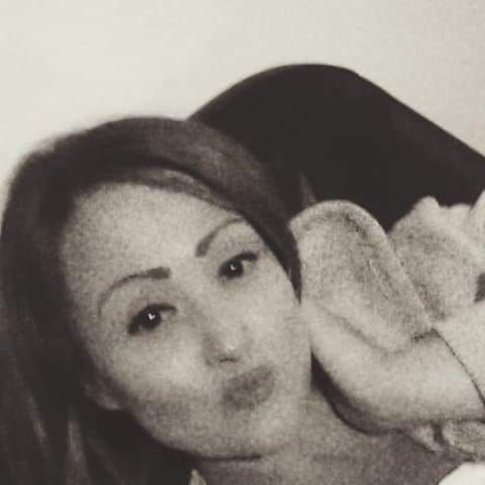 Meet your Posher, Jasmine
